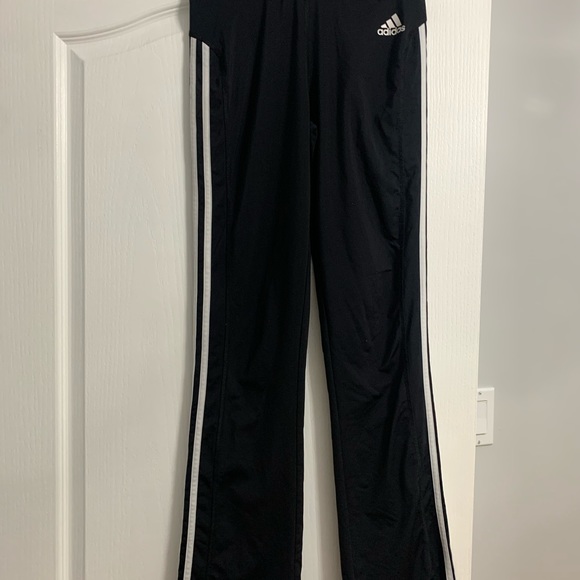 Adidas yoga pants - Picture 2 of 2